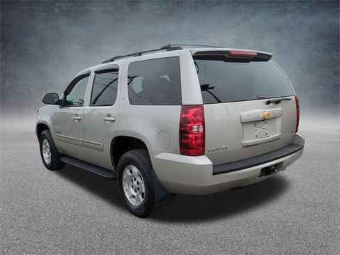 Used 2009 Chevrolet Tahoe LT w/ Convenience Package image 7