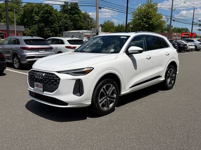 Used 2025 Audi Q5 Premium w/ Premium Plus