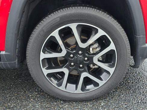 Used 2018 Jeep Compass Limited w/ Navigation Group image 13