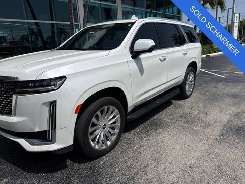 Used 2024 Cadillac Escalade Premium Luxury RWD image 4