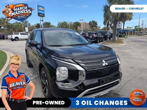 Used 2024 Mitsubishi Outlander SE Black Edition image 2