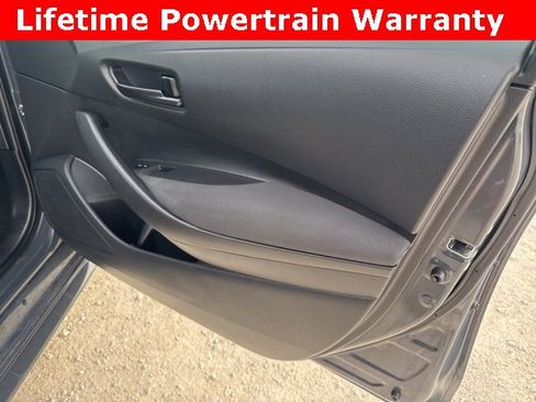 Used 2024 Toyota Corolla LE image 19