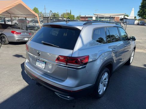 Used 2021 Volkswagen Atlas SE w/ Panoramic Sunroof Package FWD image 20