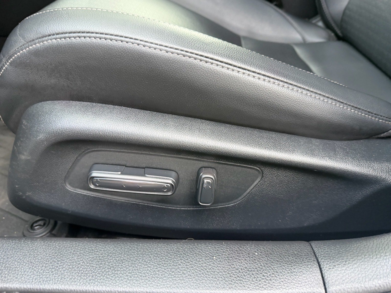 Used 2025 Honda Civic Sport image 24
