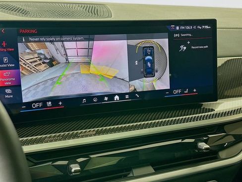 Used 2025 BMW X7 M60i w/ Executive Package image 15