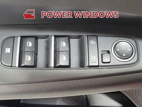 Used 2023 Kia Forte LXS FWD image 23