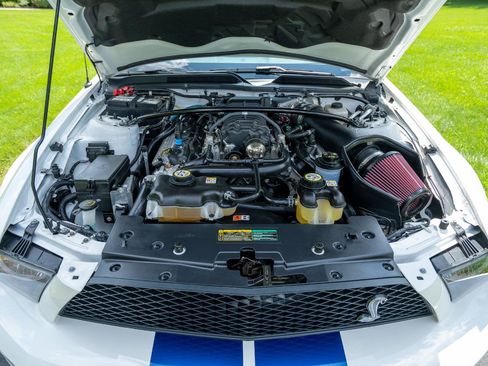 Used 2008 Ford Mustang Shelby GT500 RWD image 33