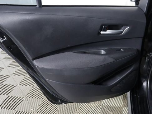 Used 2021 Toyota Corolla LE FWD image 21