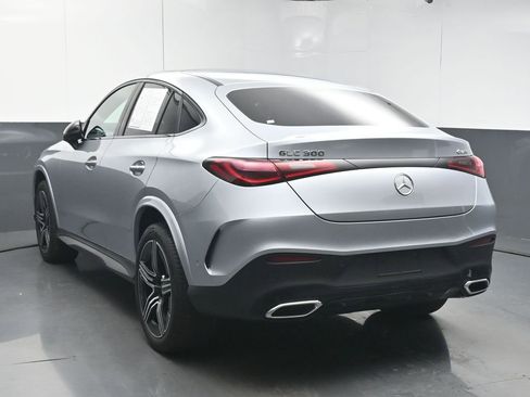 Used 2024 Mercedes-Benz GLC 300 4MATIC image 7