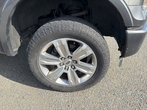 Used 2017 Ford F150 Lariat AWD/4WD image 9