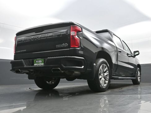 Used 2021 Chevrolet Silverado 1500 High Country w/ Technology Package AWD/4WD image 30