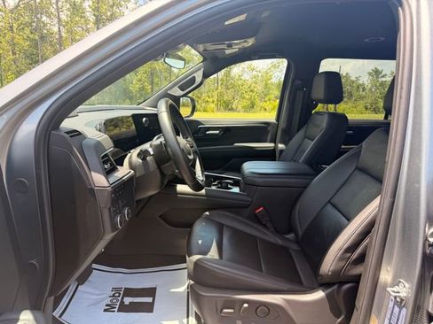 Used 2025 Chevrolet Tahoe LT AWD/4WD image 7