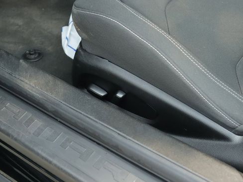 Used 2023 Chevrolet Camaro LT image 20