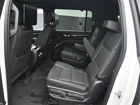 Used 2023 GMC Yukon XL Denali w/ LPO, Floor Liner Package AWD/4WD image 12