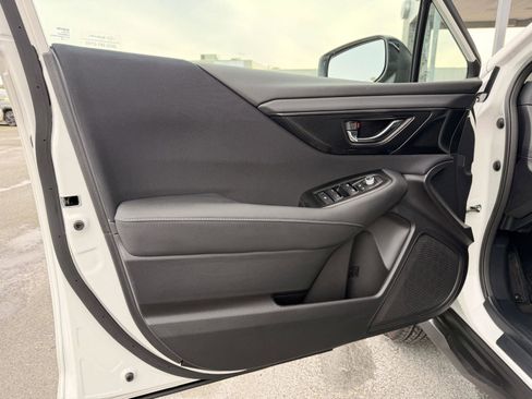 Certified 2025 Subaru Outback Premium image 15