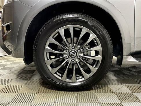 Used 2024 Nissan Armada Platinum w/ Captain's Chairs Package image 8