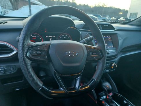 Used 2022 Chevrolet TrailBlazer RS image 9