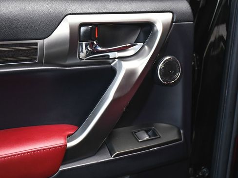 Used 2023 Lexus GX 460 Luxury w/ Sport Design Package image 12