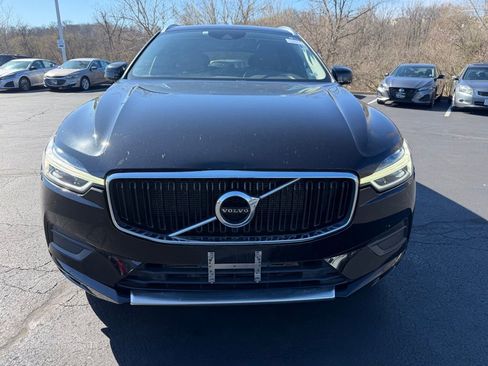 Used 2018 Volvo XC60 T5 Momentum w/ Convenience Package image 2