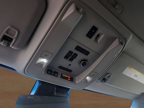 Used 2020 Cadillac Escalade Luxury image 21