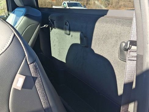 Used 2024 RAM 2500 Tradesman w/ Chrome Appearance Group image 10