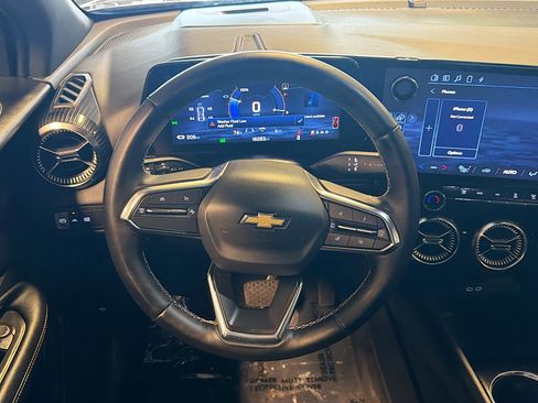Used 2024 Chevrolet Blazer EV LT image 18