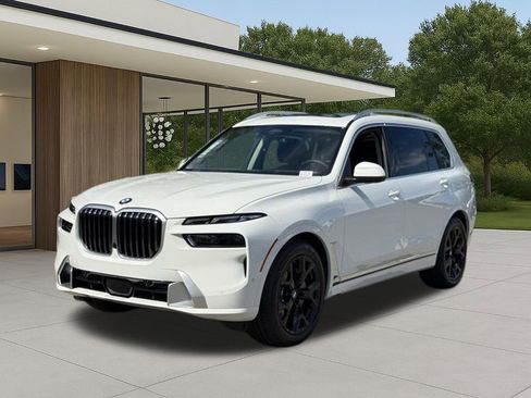 New 2026 BMW X7 xDrive40i w/ Premium Package image 2