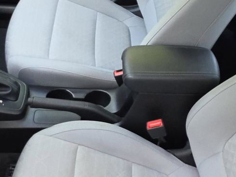 Used 2023 Kia Rio S image 7