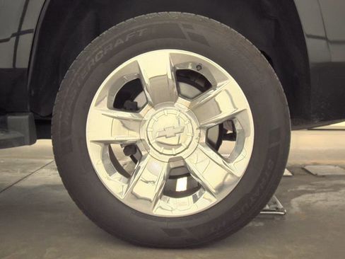 Used 2019 Chevrolet Tahoe LT AWD/4WD image 12