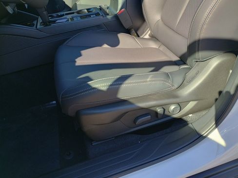 New 2026 Subaru Outback Limited image 10