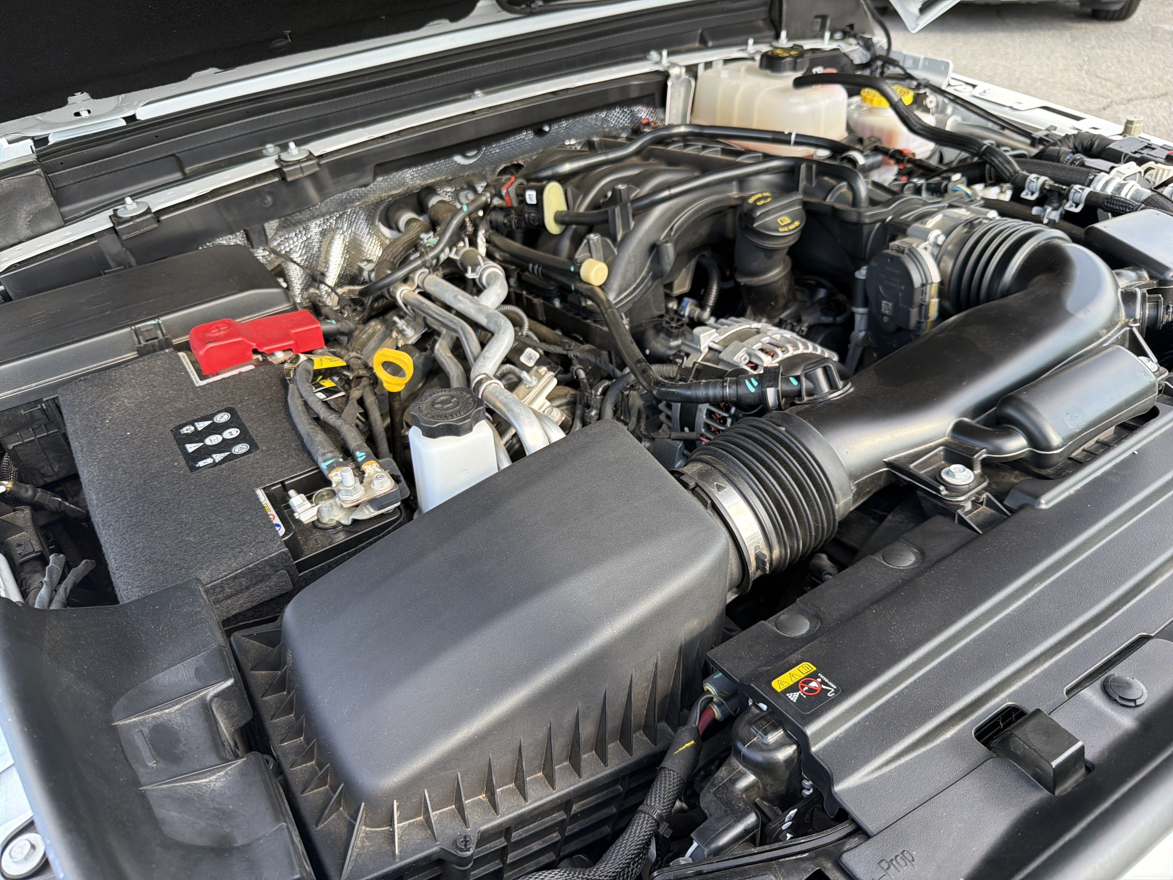 Used 2025 Jeep Wrangler Unlimited Sahara AWD/4WD image 21