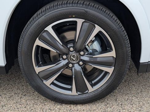 New 2026 Lexus UX 300h AWD image 7