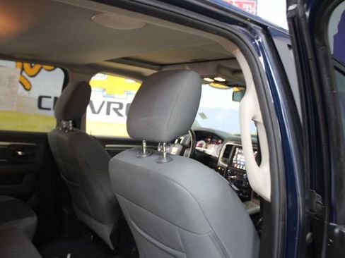 Used 2019 RAM 1500 Warlock AWD/4WD image 10