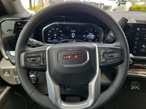 Used 2023 GMC Sierra 1500 Elevation RWD image 17