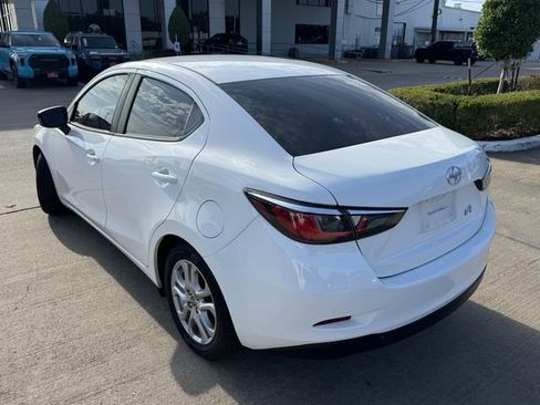 Used 2016 Scion iA FWD image 7