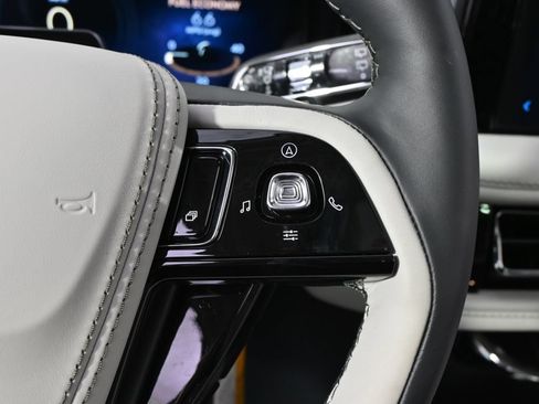 New 2026 Lincoln Aviator AWD image 34