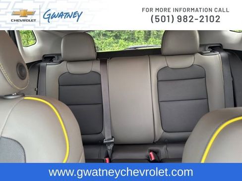 Used 2025 Chevrolet Trax ACTIV w/ Driver Confidence Package FWD image 24
