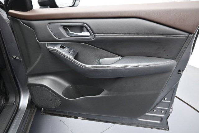 Used 2023 Nissan Rogue SL w/ SL Premium Package AWD/4WD image 32