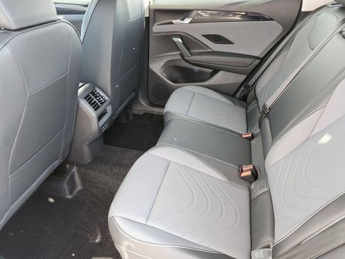 New 2026 Volkswagen Tiguan SE AWD/4WD image 19