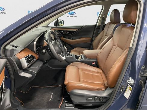 Used 2025 Subaru Outback Touring XT AWD/4WD image 9