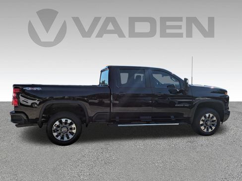 Used 2024 Chevrolet Silverado 2500 Custom w/ Custom Value Package image 24