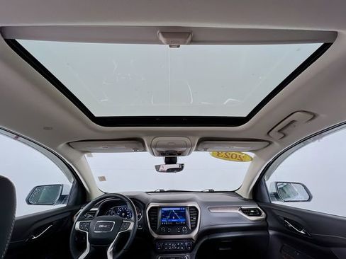Used 2023 GMC Acadia Denali w/ Denali Ultimate Package image 26