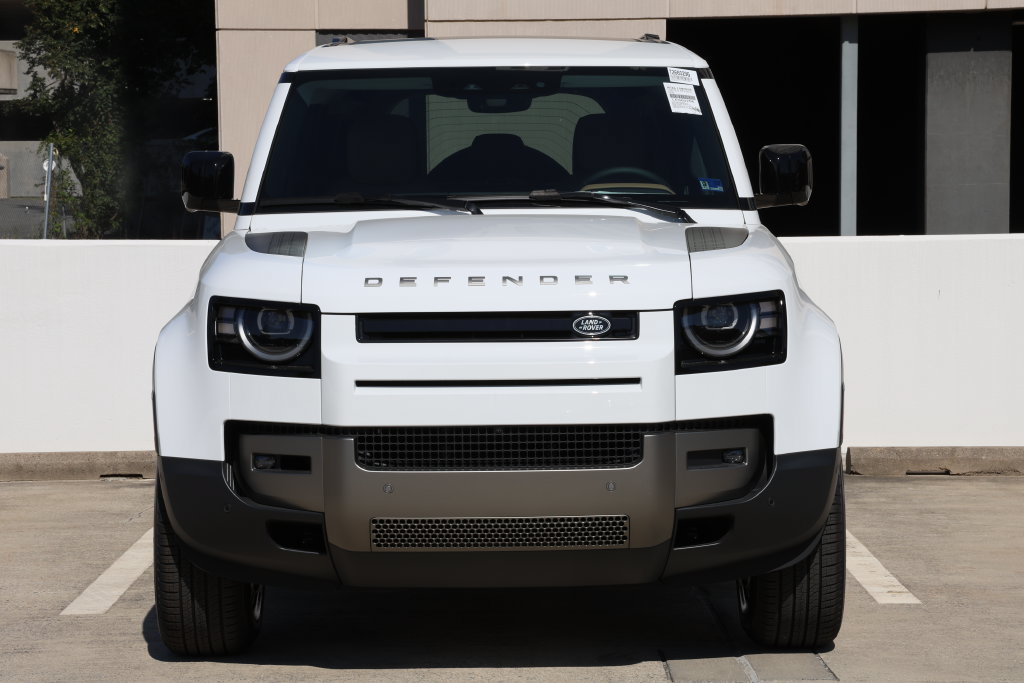 New 2026 Land Rover Defender 110 S AWD/4WD image 4