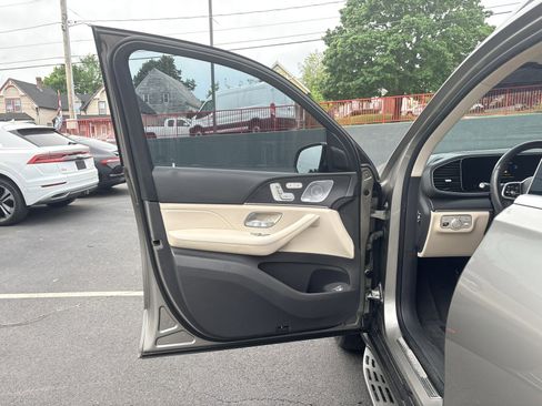 Used 2020 Mercedes-Benz GLE 350 4MATIC image 12