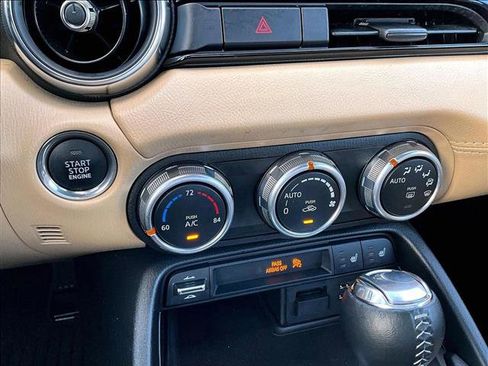 Used 2020 MAZDA MX-5 Miata RF Grand Touring image 23