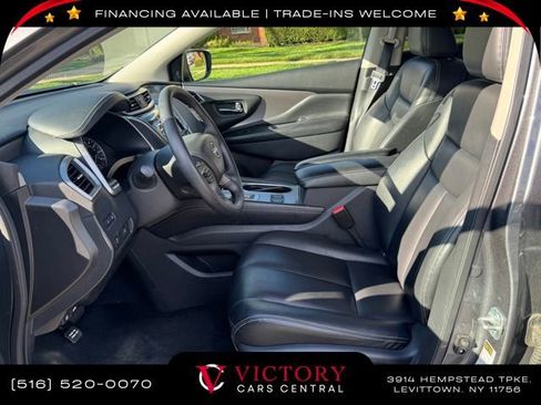 Used 2023 Nissan Murano SV image 16