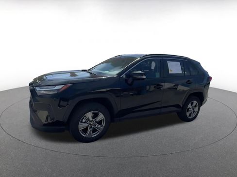 Used 2025 Toyota RAV4 XLE w/ Convenience Package image 8