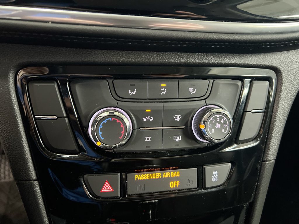 Used 2022 Buick Encore Preferred w/ Safety Package FWD image 16