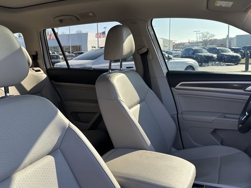 Used 2019 Volkswagen Atlas SEL image 33