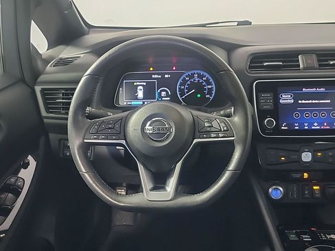 Used 2022 Nissan Leaf SV FWD image 20